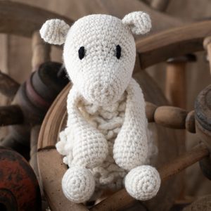 Toft Simon the sheep crochet kit -  Cream